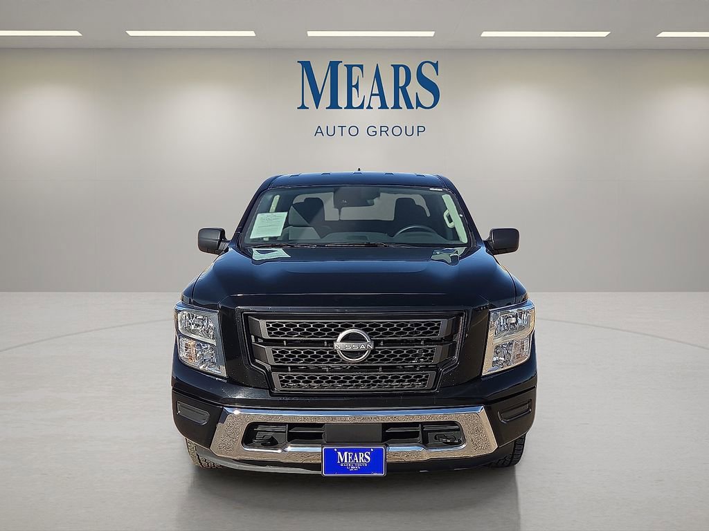 Used 2023 Nissan Titan SV image 9