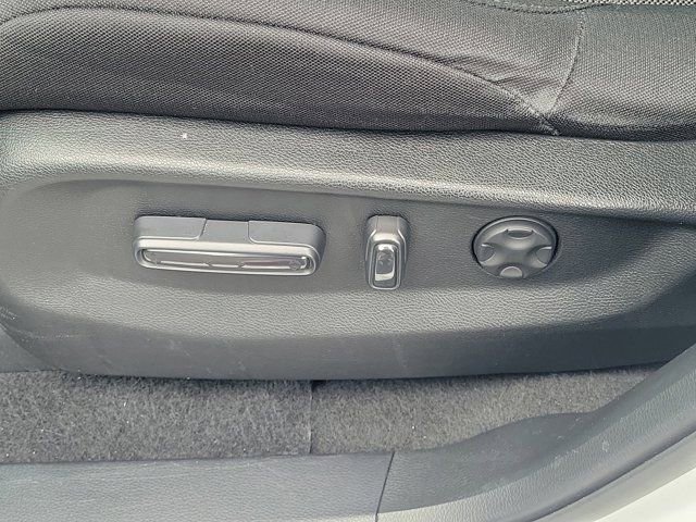 Used 2021 Honda CR-V EX image 18