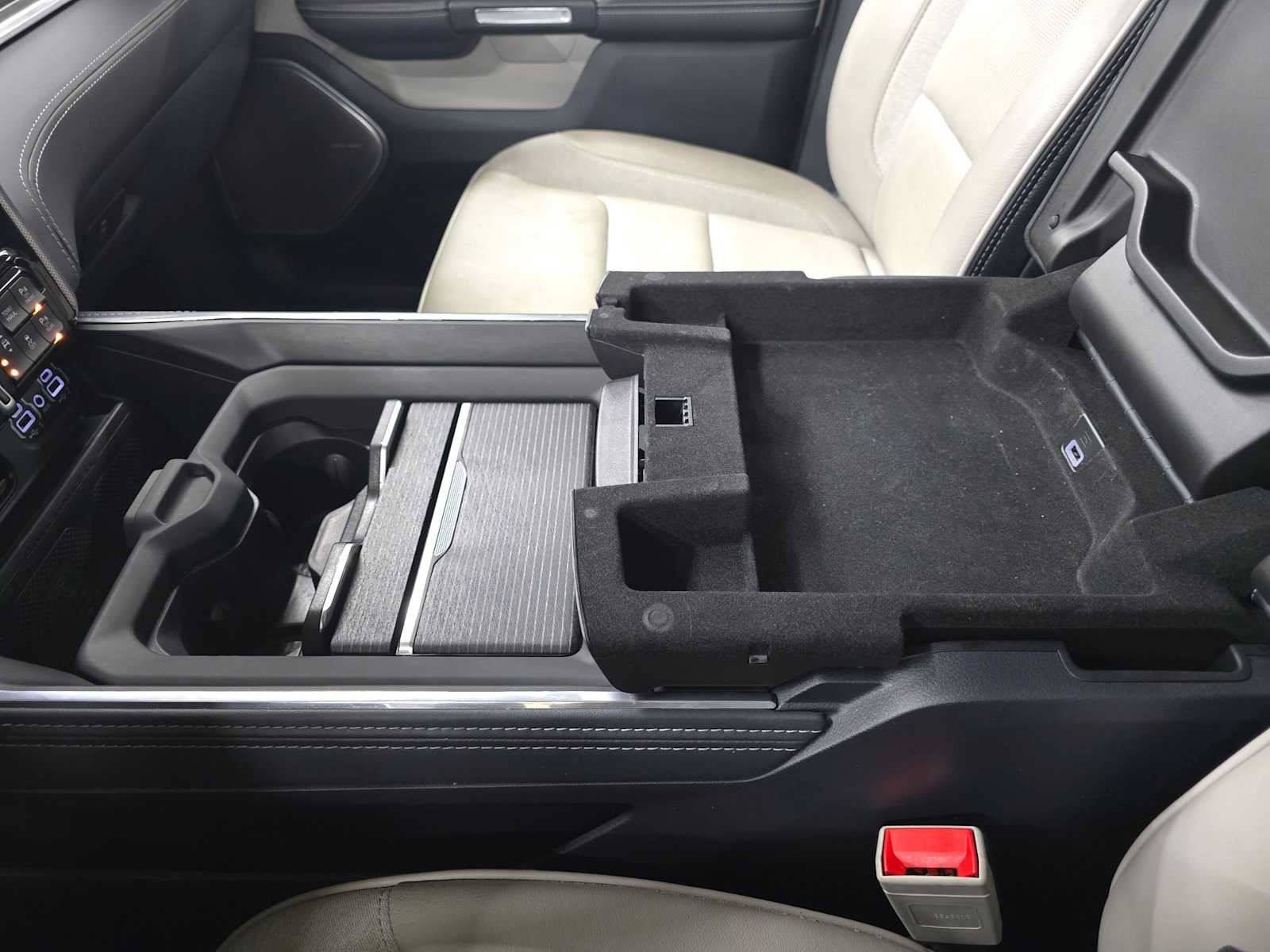 Used 2024 RAM 1500 Limited AWD/4WD image 34