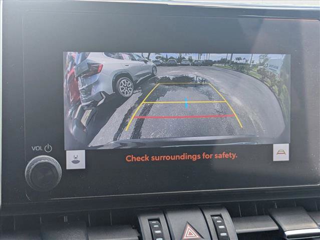 Used 2023 Toyota RAV4 XLE Premium image 12