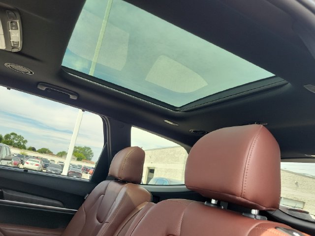 Used 2024 Kia Telluride SX AWD/4WD image 13