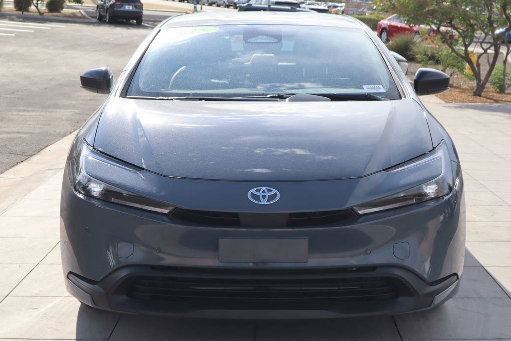 Certified 2025 Toyota Prius LE image 2