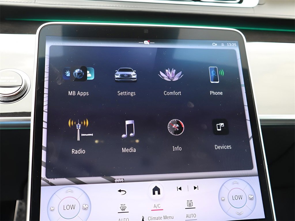 New 2026 Mercedes-Benz S 580 4MATIC Sedan image 44
