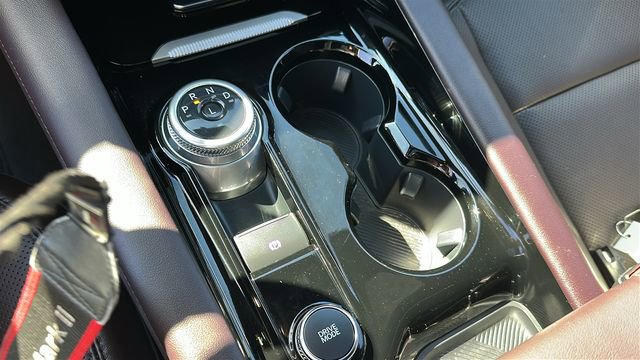 Used 2025 Ford Explorer Platinum w/ LUX Leather Package image 19