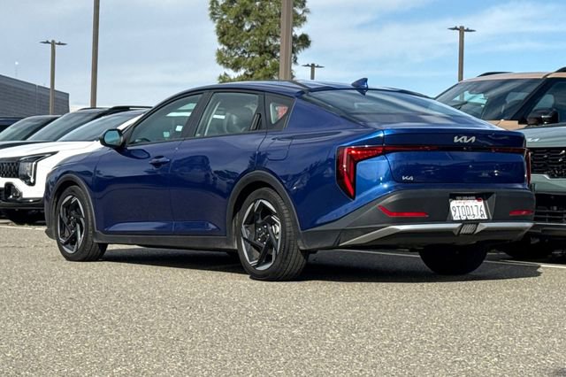 Certified 2025 Kia K4 EX FWD image 8