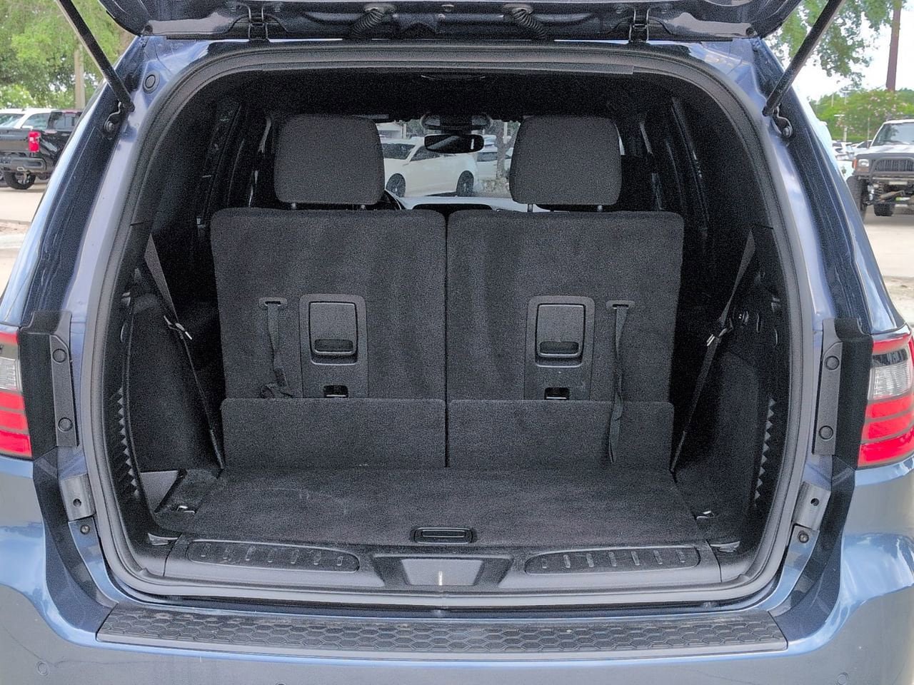 Used 2020 Dodge Durango GT w/ Blacktop Package RWD image 23