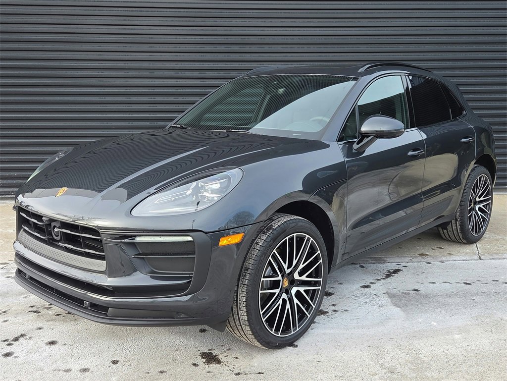 New 2026 Porsche Macan image 1