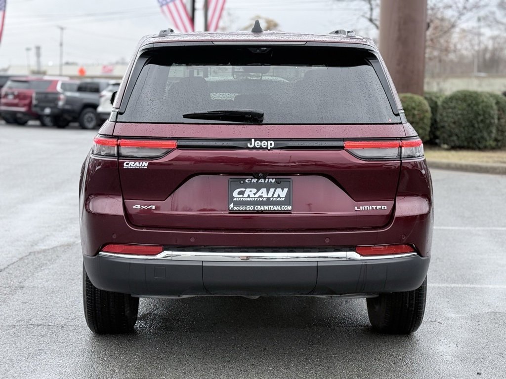 Used 2024 Jeep Grand Cherokee Limited w/ Luxury Tech Group II image 6