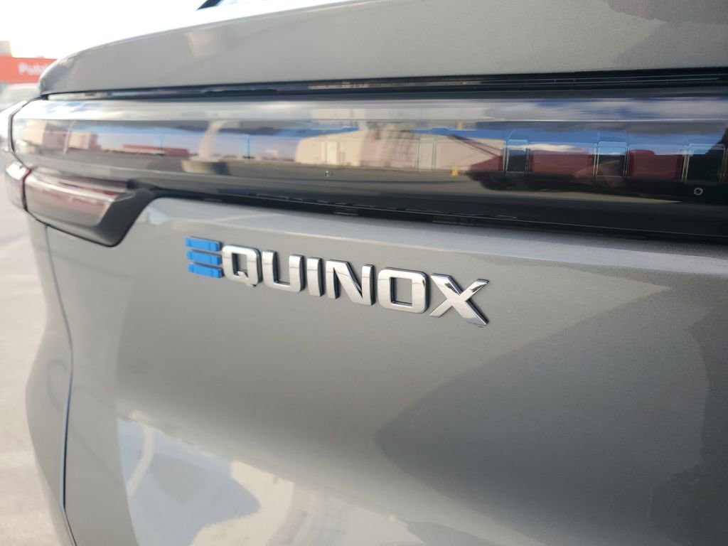 New 2026 Chevrolet Equinox EV LT image 7