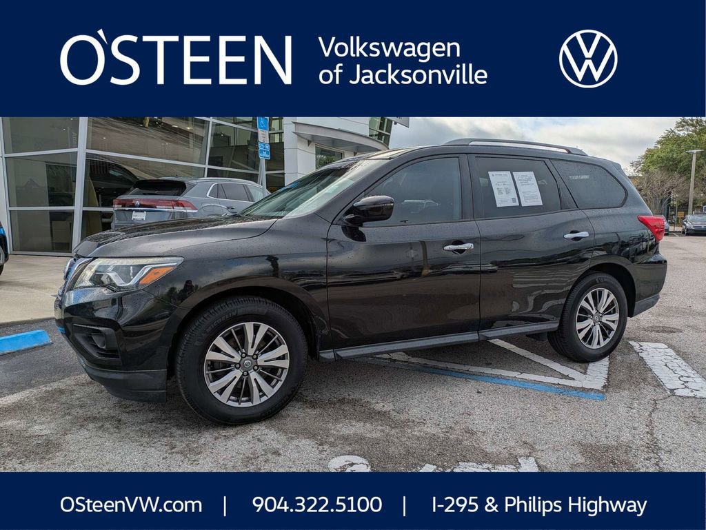 Used 2020 Nissan Pathfinder SV