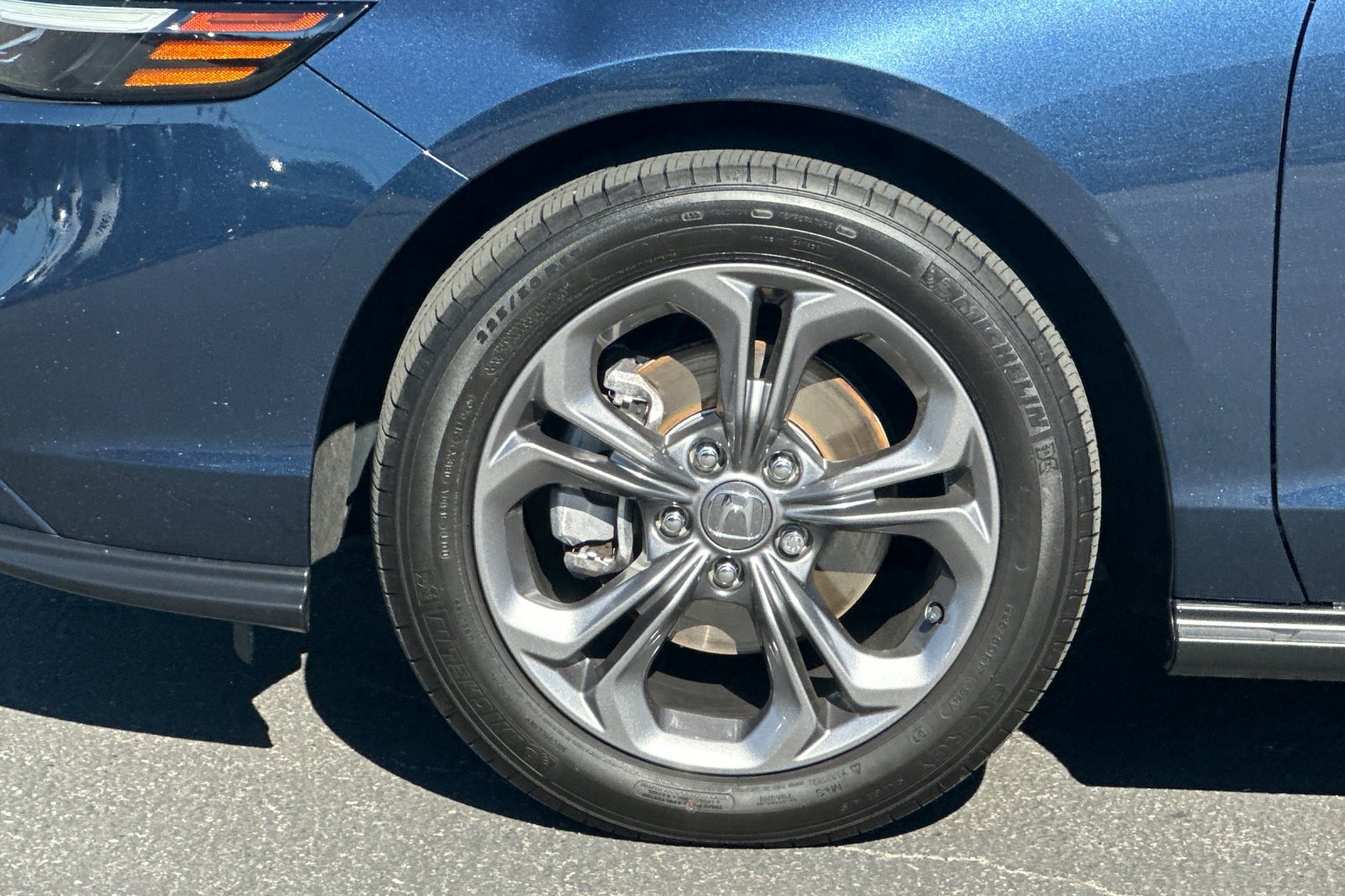 Used 2023 Honda Accord EX image 30
