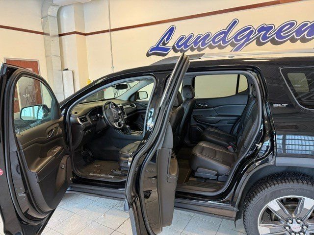 Used 2019 GMC Acadia SLT image 13