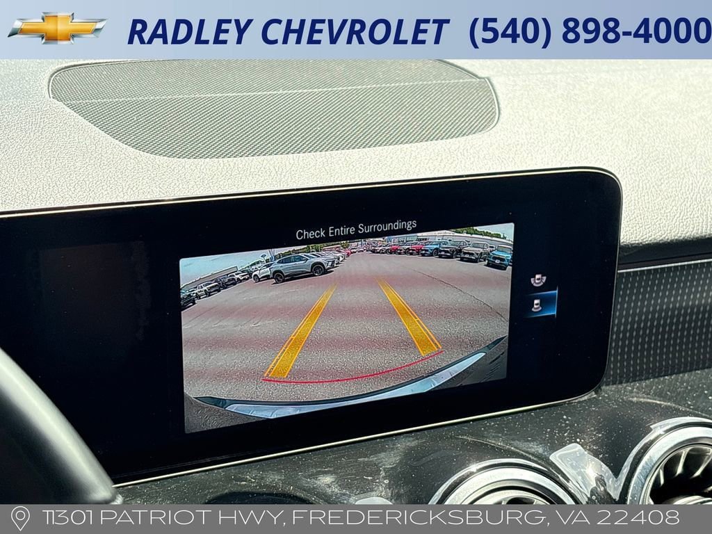 Used 2022 Mercedes-Benz GLB 250 4MATIC image 9