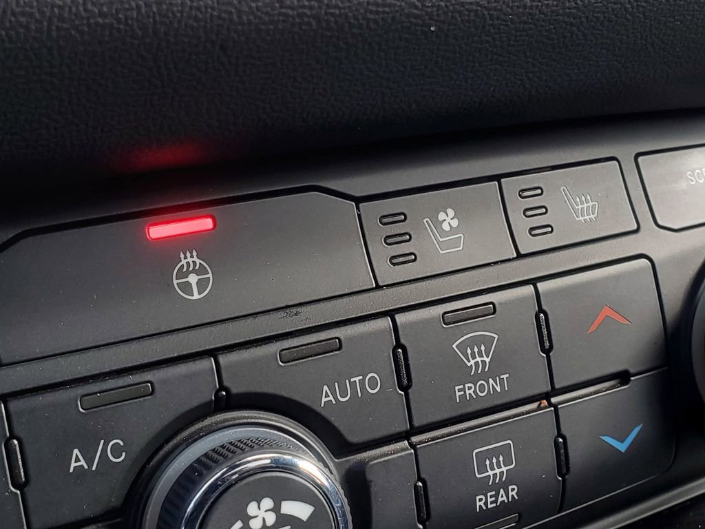 Used 2025 Dodge Durango R/T AWD/4WD image 27