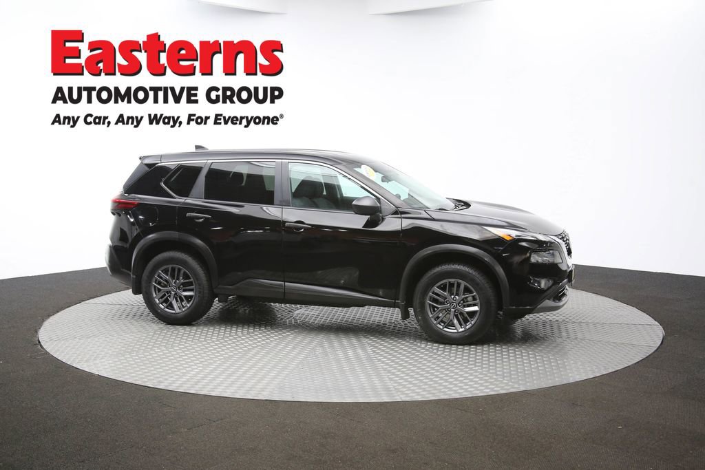 Used 2022 Nissan Rogue S image 43