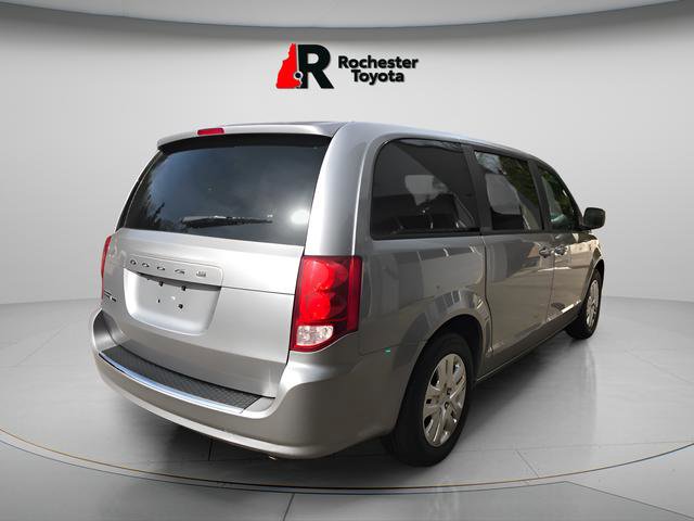 Used 2018 Dodge Grand Caravan SE image 4