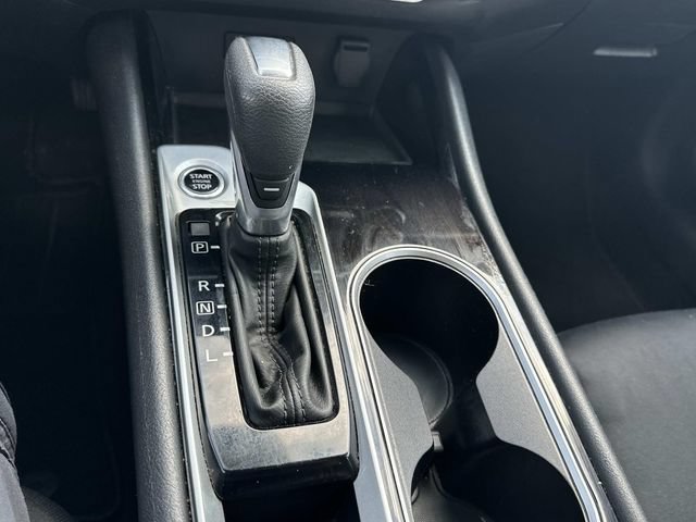 Used 2024 Nissan Altima 2.5 SV FWD image 29