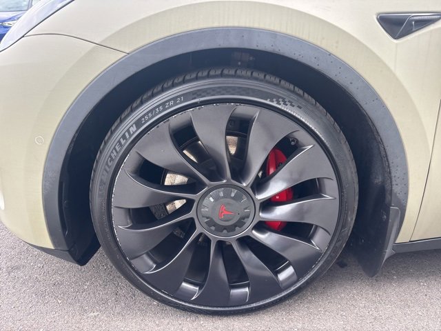 Used 2021 Tesla Model Y Performance image 4