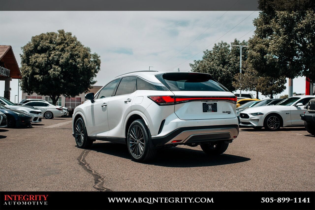 Used 2026 Lexus RX 450h AWD w/ Convenience Package image 5