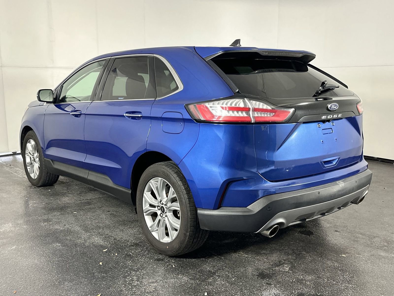Used 2024 Ford Edge Titanium AWD/4WD image 6