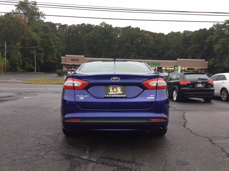 Used 2014 Ford Fusion SE image 31