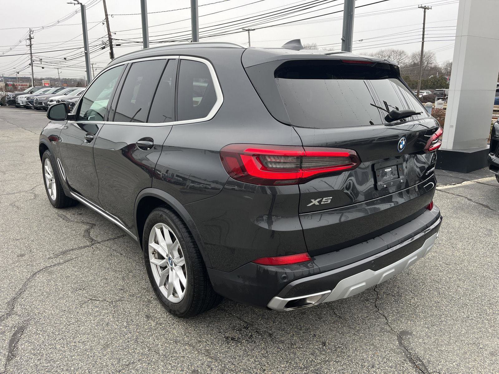 Used 2022 BMW X5 xDrive45e image 5