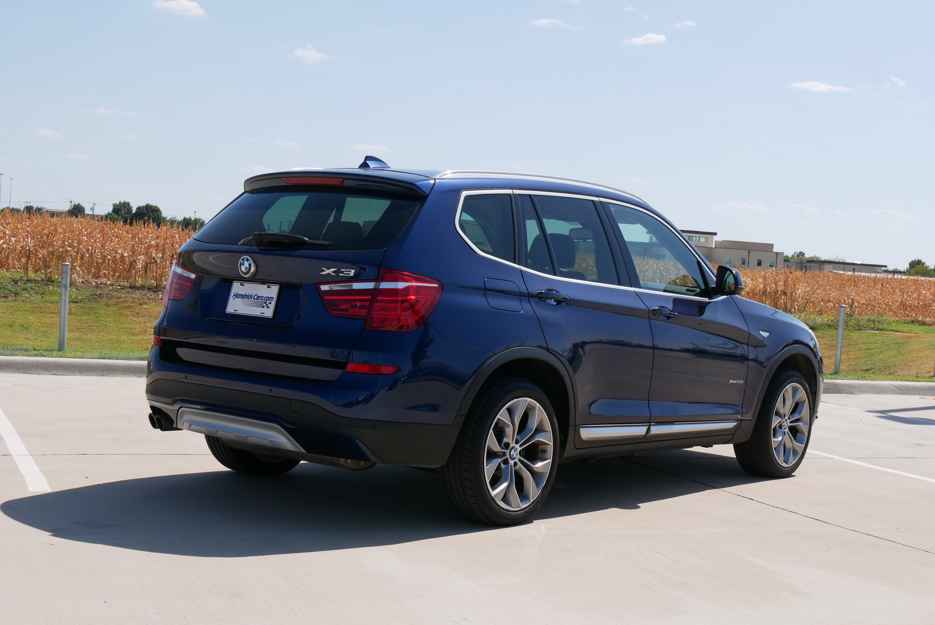 Used 2017 BMW X3 xDrive28i AWD/4WD image 9