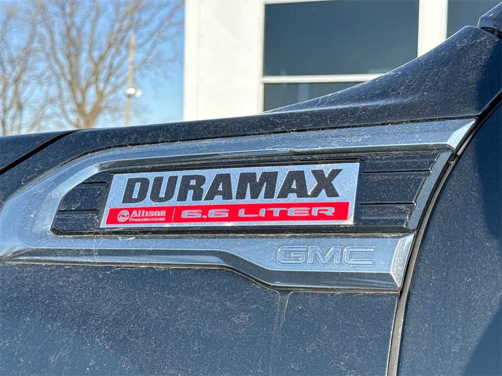 Used 2020 GMC Sierra 2500 AT4 w/ AT4 Premium Package image 7