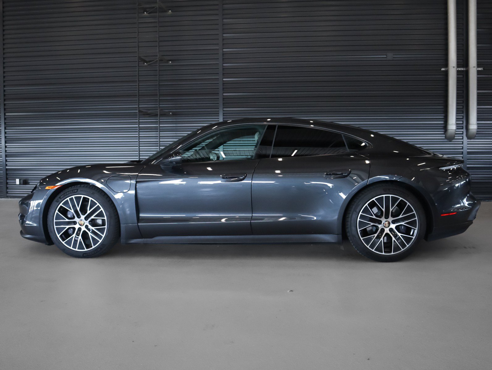 Certified 2023 Porsche Taycan RWD image 2