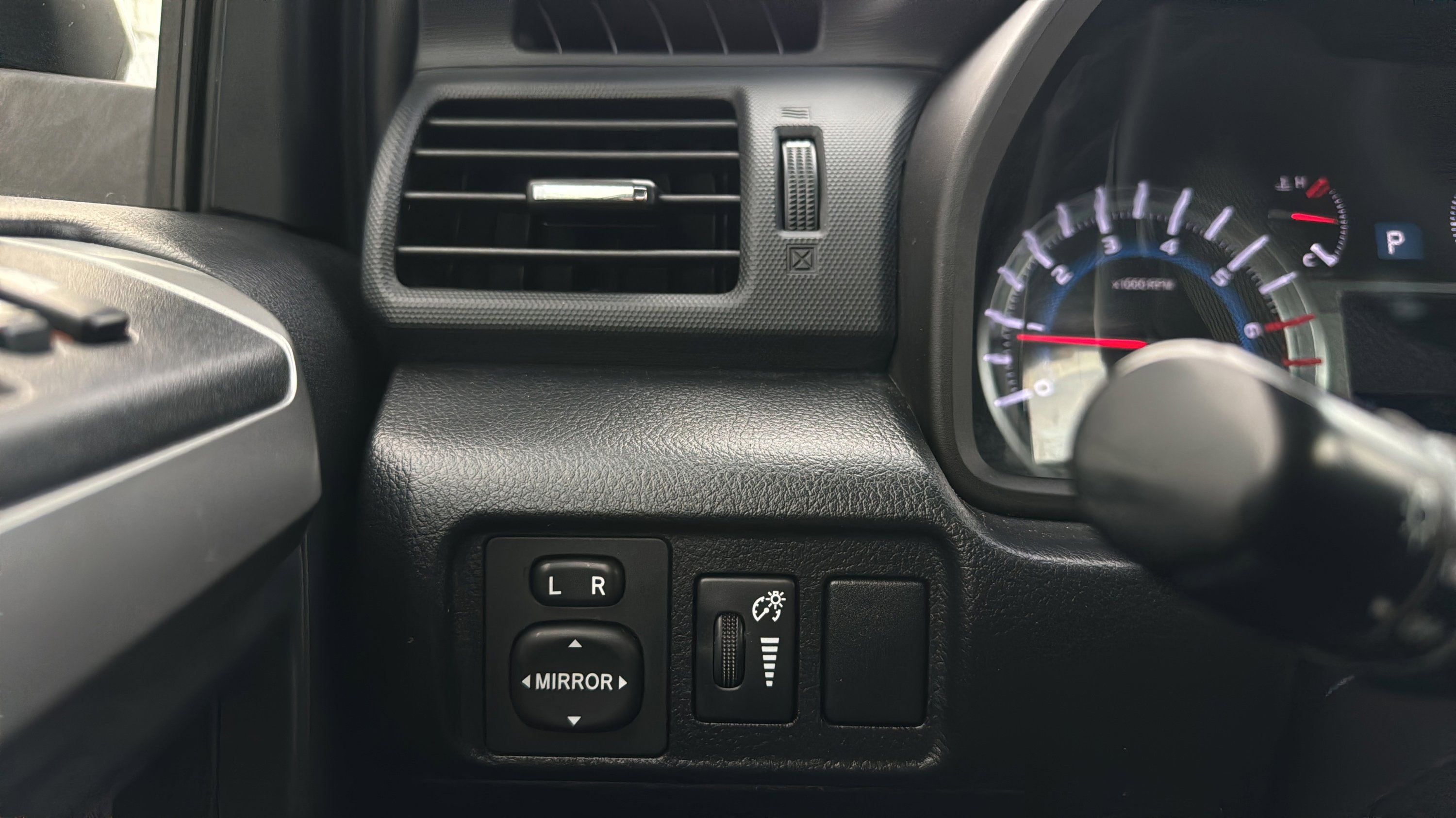 Used 2019 Toyota 4Runner SR5 image 44