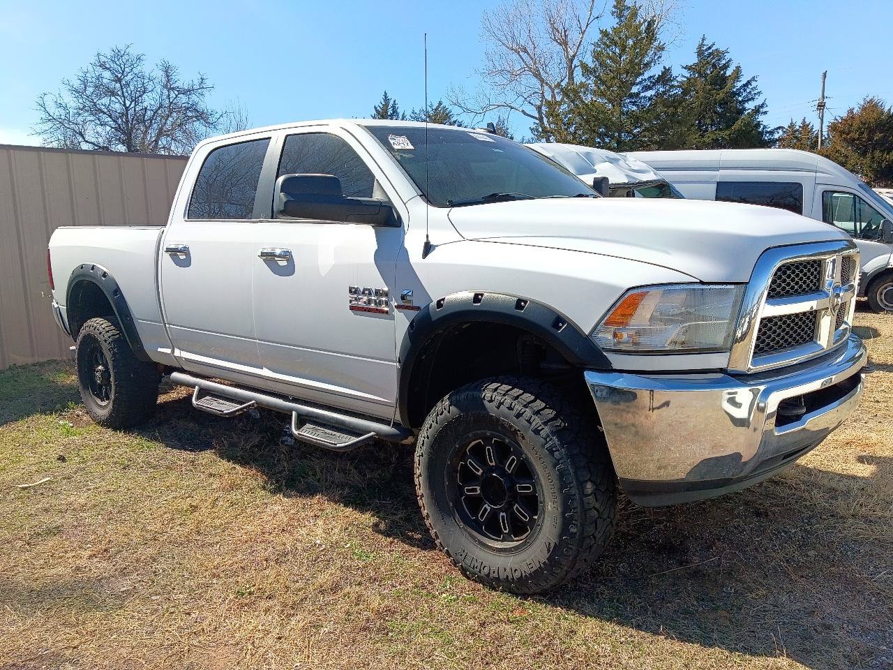 Used 2016 RAM 2500 SLT AWD/4WD image 3