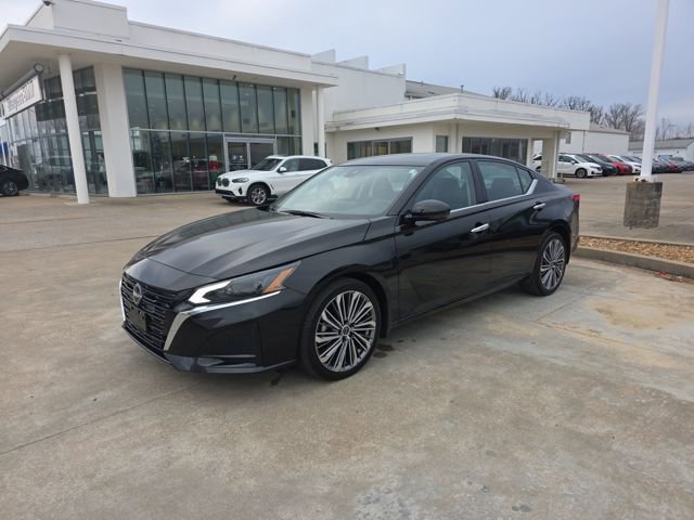 Used 2024 Nissan Altima 2.5 SL