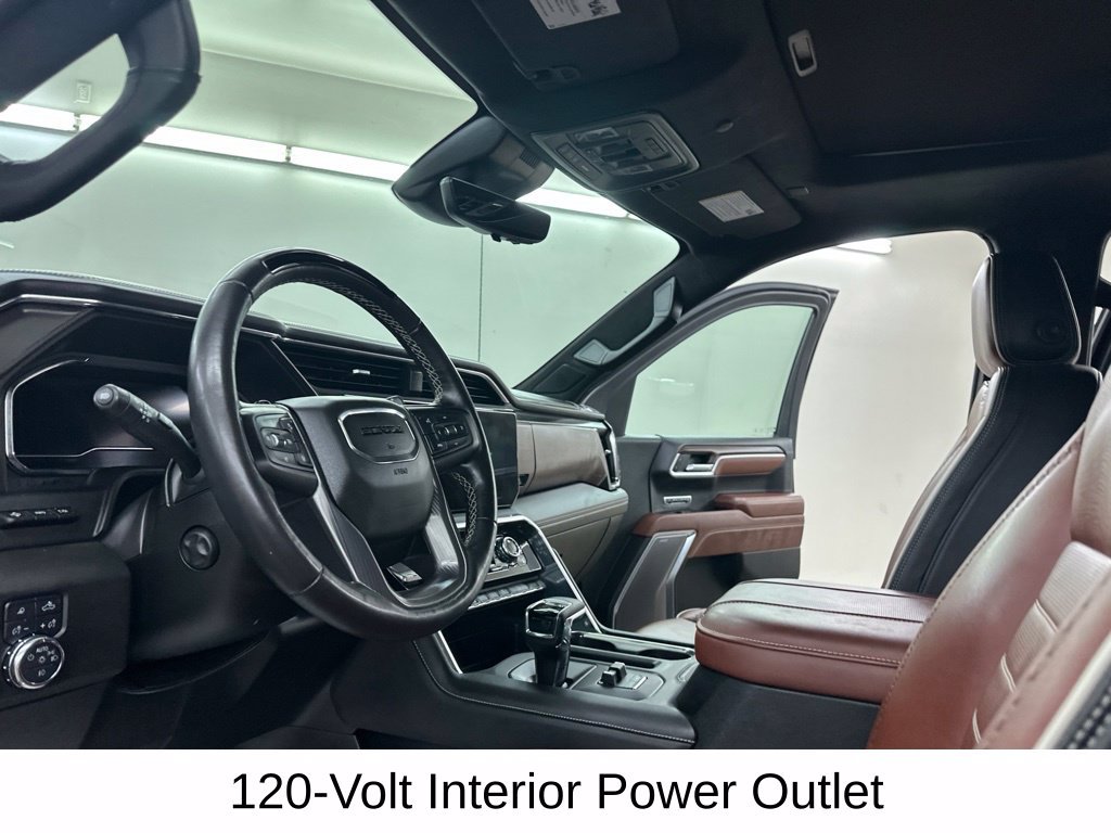 Used 2025 GMC Sierra 1500 Denali Ultimate AWD/4WD image 32