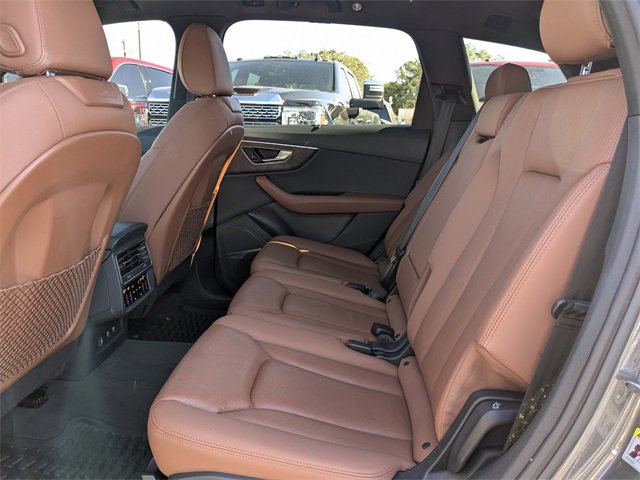 Used 2020 Audi Q7 3.0T Premium Plus w/ Premium Plus Package image 16