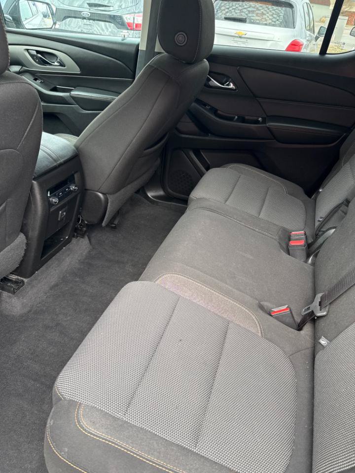 Used 2018 Chevrolet Traverse LS w/ LPO, Floor Liner Package FWD image 10