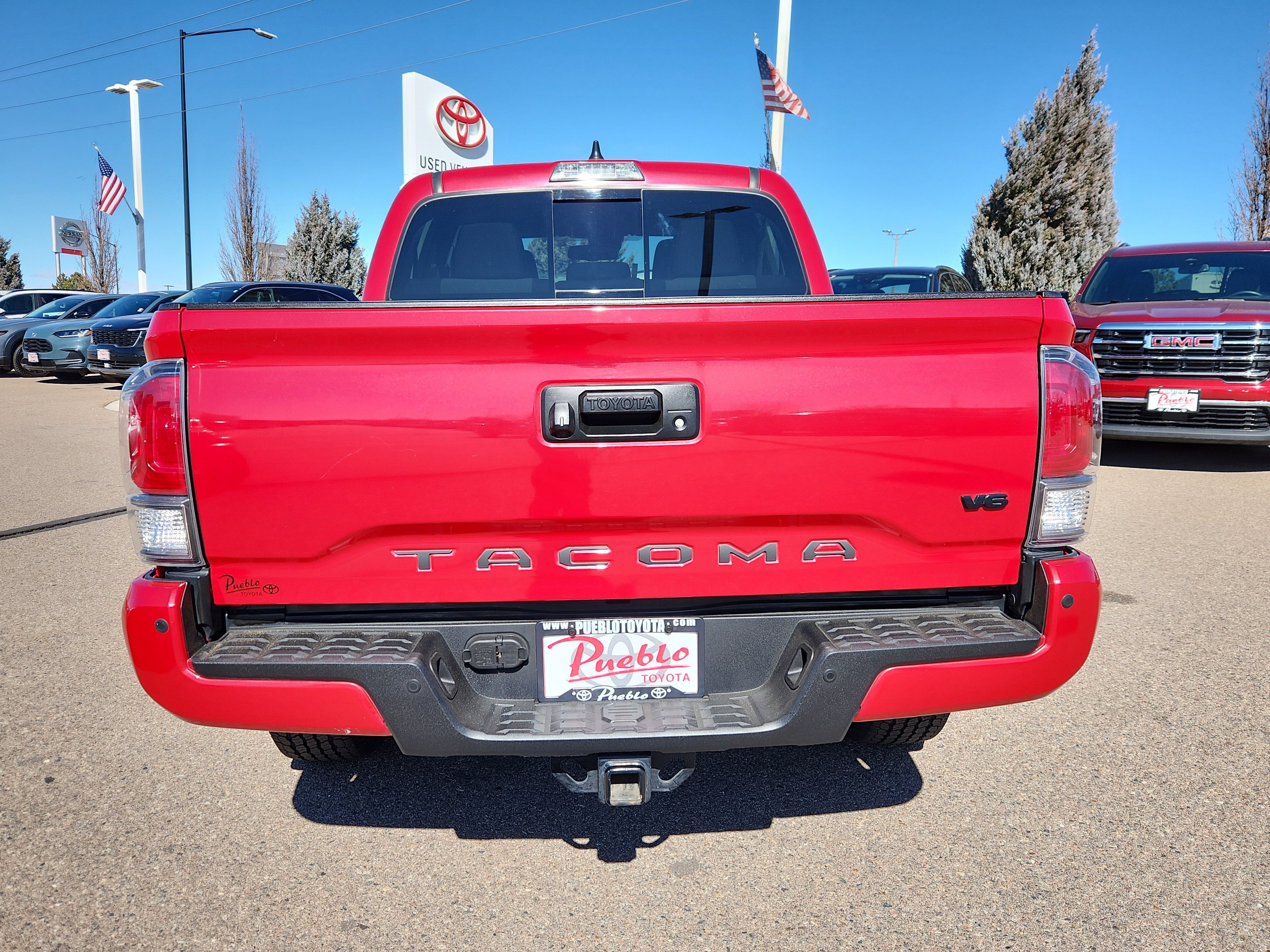 Used 2021 Toyota Tacoma TRD Off-Road w/ Technology Package image 12