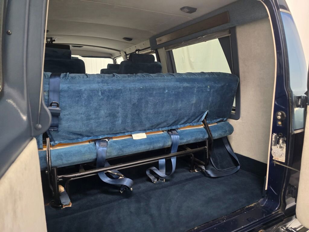 Used 1991 Dodge B2500 image 62