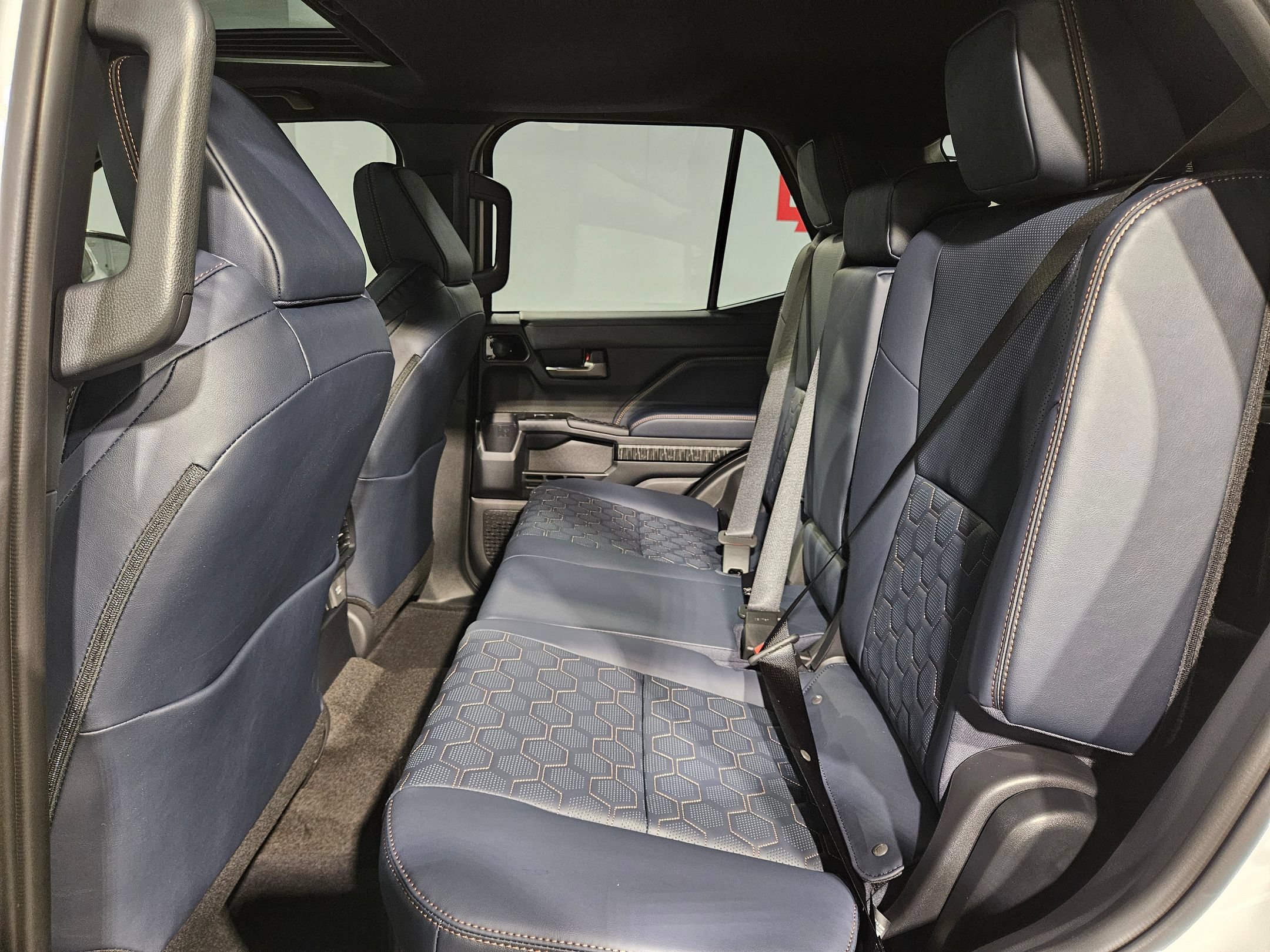 New 2026 Toyota 4Runner Platinum AWD/4WD image 22
