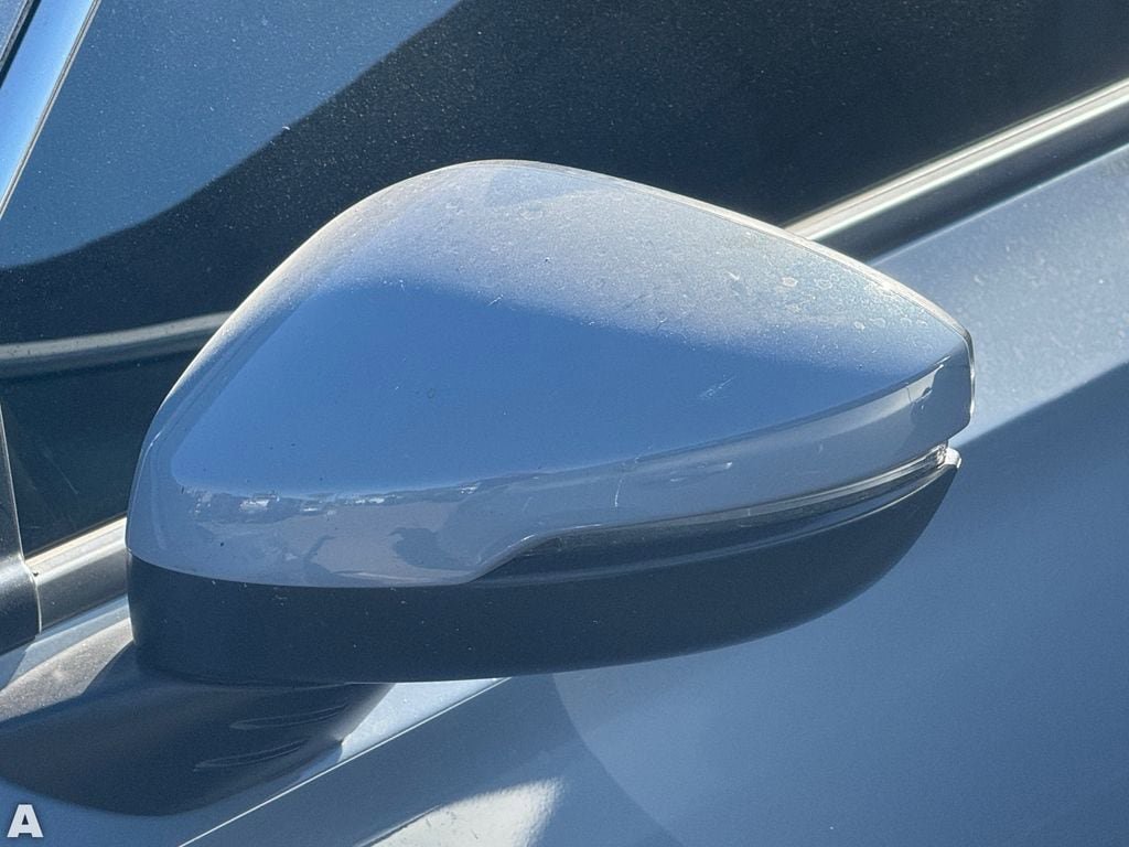 Used 2022 Honda Civic Touring image 7
