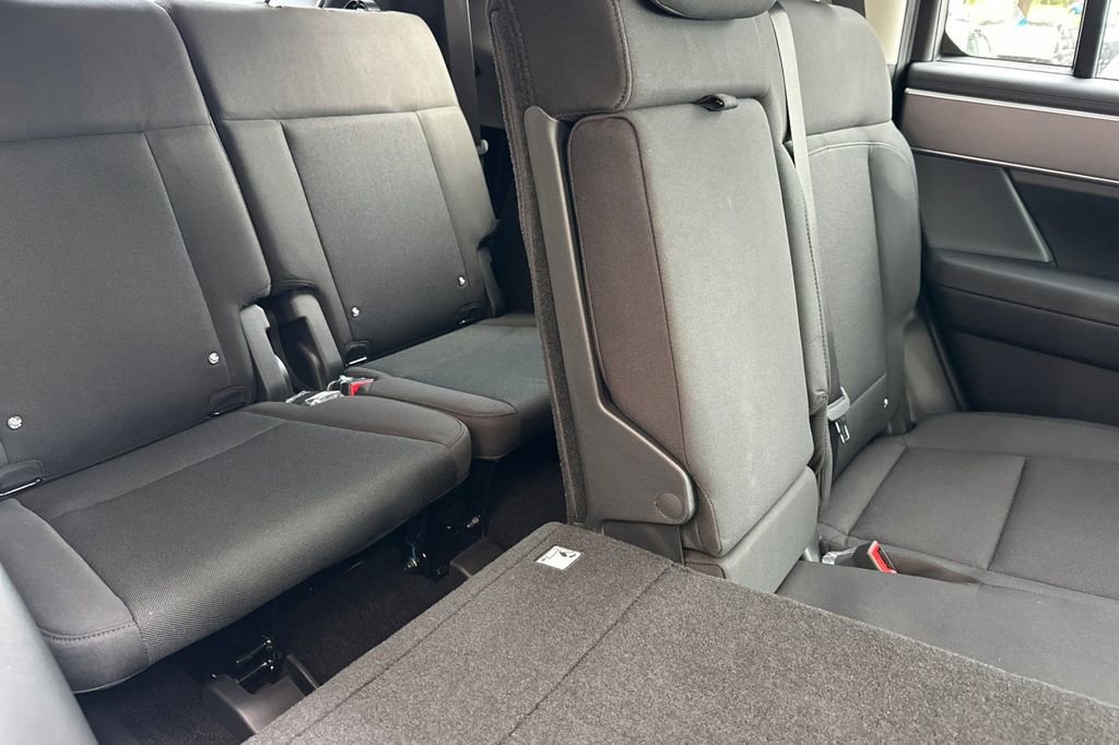 New 2026 Hyundai Santa Fe SE image 12