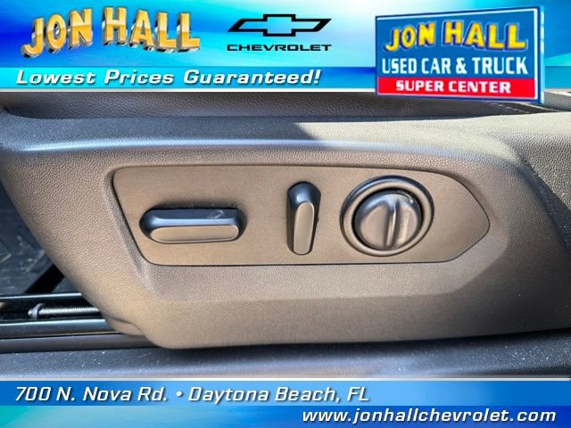 Used 2021 Chevrolet Silverado 1500 LT Trail Boss w/ Convenience Package II image 16