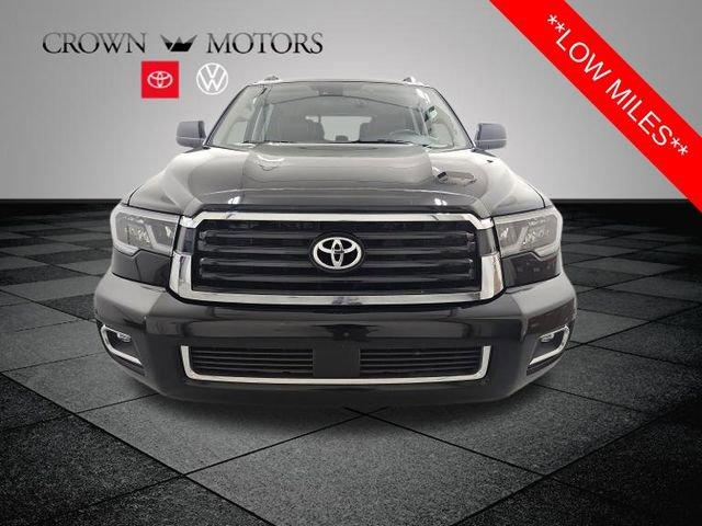 Used 2018 Toyota Sequoia TRD Sport image 2