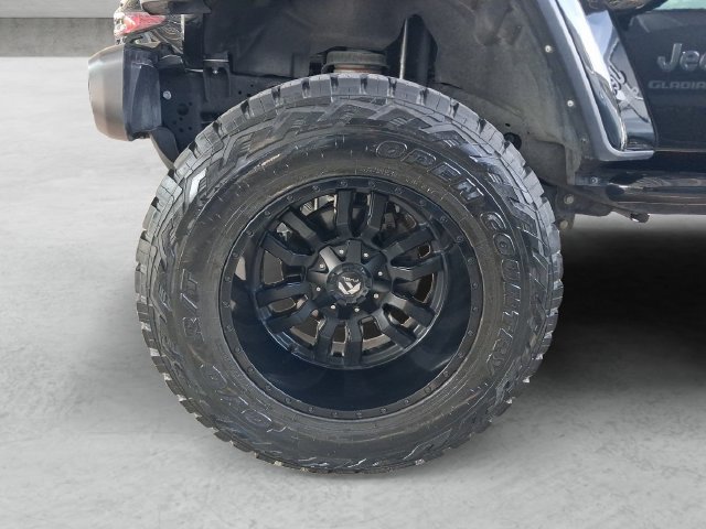 Used 2022 Jeep Gladiator Sport AWD/4WD image 29