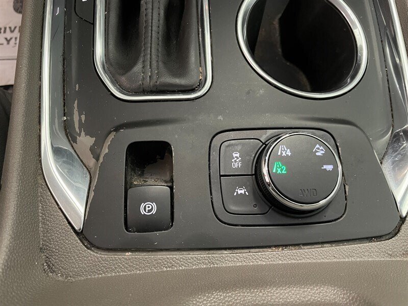 Used 2018 Chevrolet Traverse Premier AWD/4WD image 17