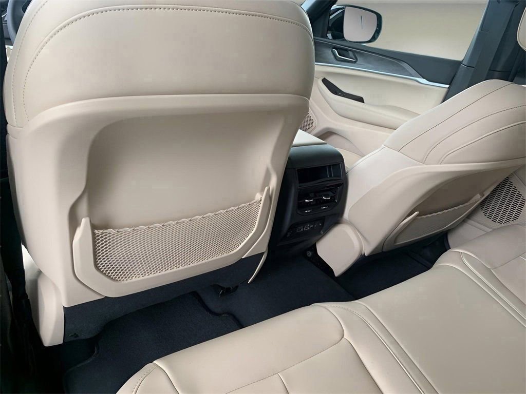 Used 2025 Jeep Grand Cherokee Limited image 54