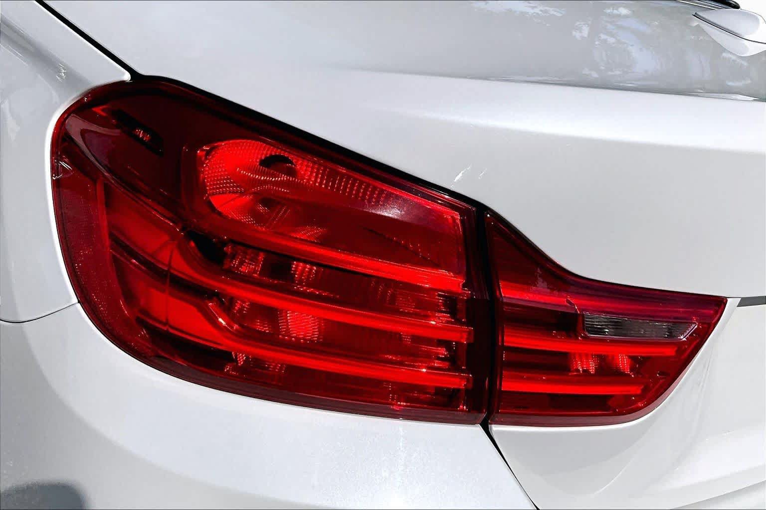 Used 2015 BMW 428i Convertible RWD image 29