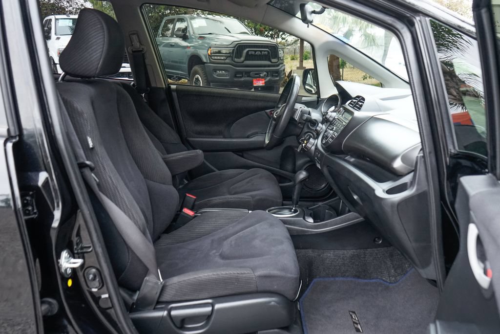 Used 2013 Honda Fit Sport image 33