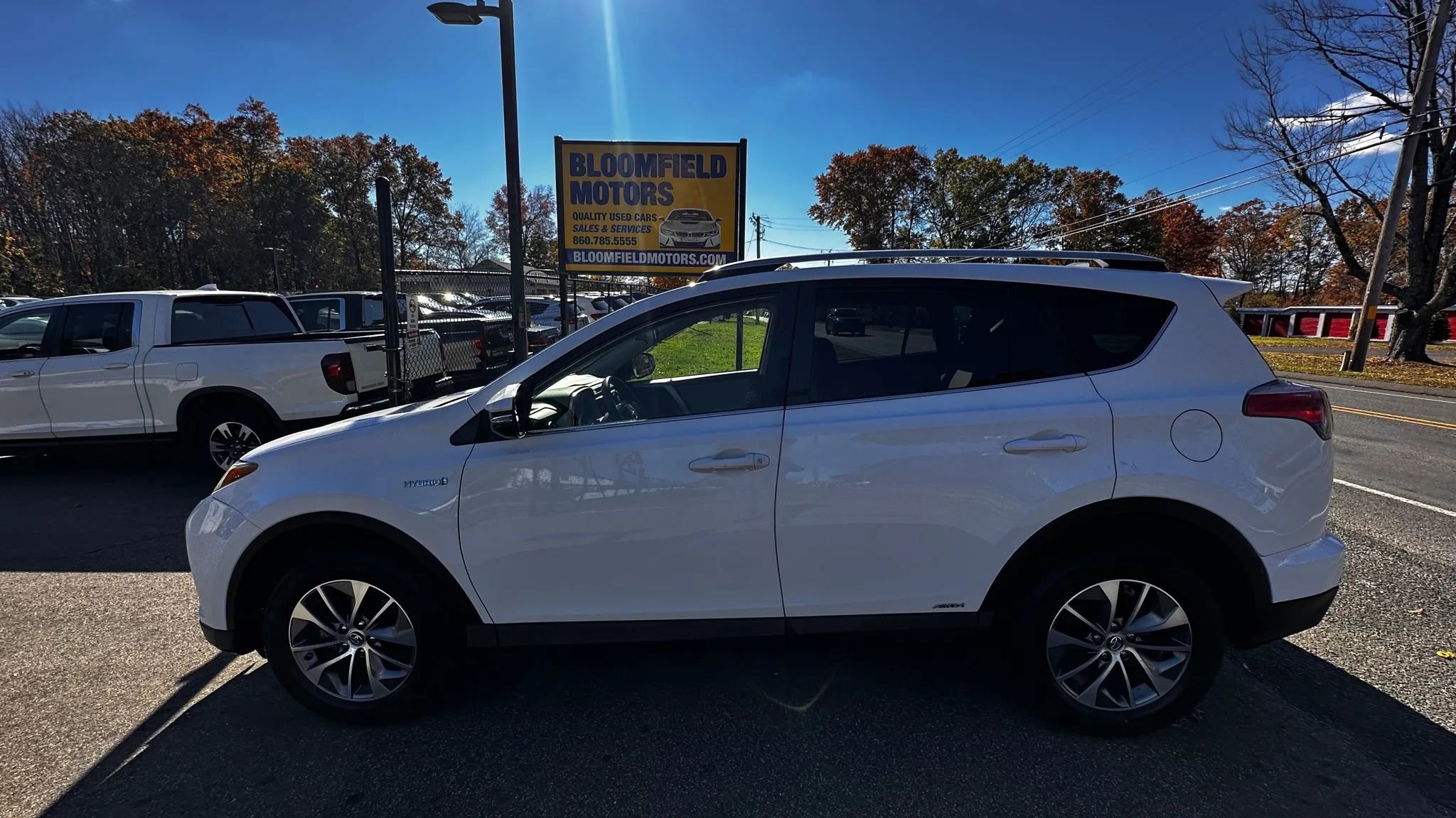 Used 2018 Toyota RAV4 XLE image 8