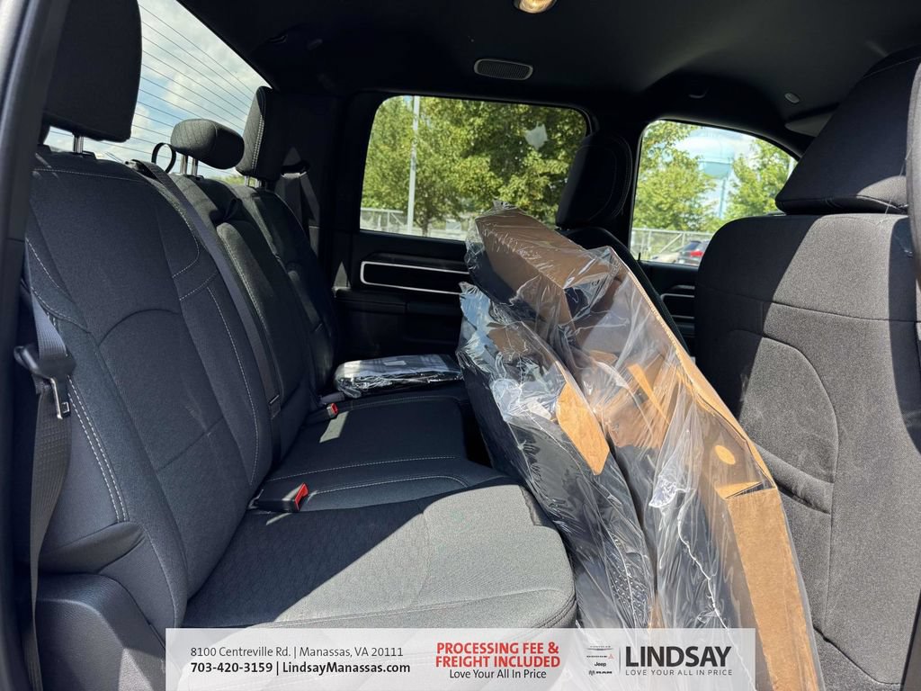 New 2026 RAM 3500 Big Horn AWD/4WD image 14