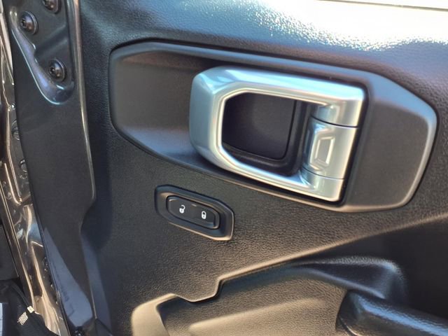 Used 2025 Jeep Wrangler Sport S image 85